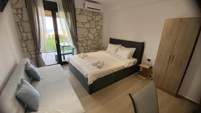 Ferienwohnung Afytos Sea View Exterior foto